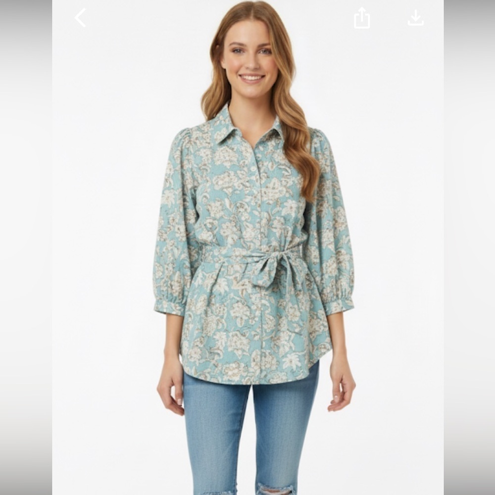 Holly Shae floral tunic top size medium